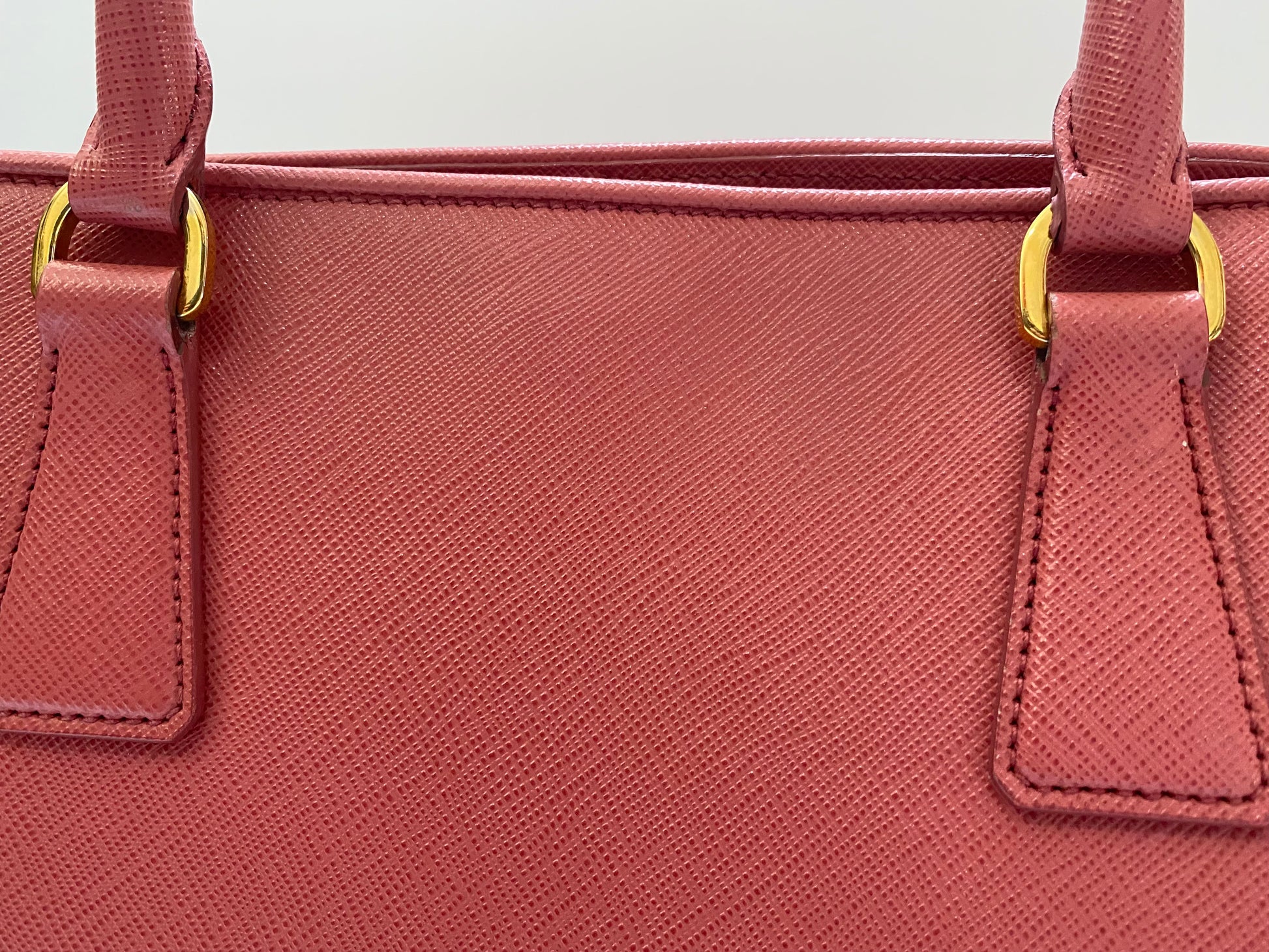 Saffiano Lux Promenade Medium 1BA002 – Keeks Designer Handbags
